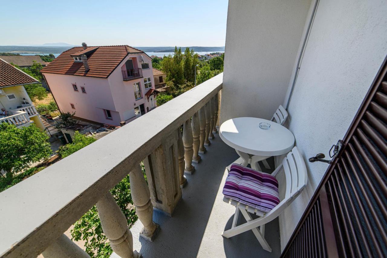 Apartman Maslina Σίμπενικ Εξωτερικό φωτογραφία
