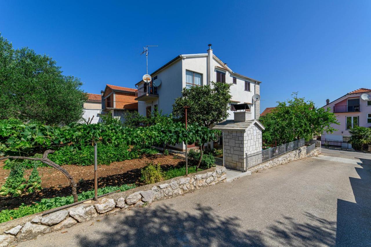 Apartman Maslina Σίμπενικ Εξωτερικό φωτογραφία