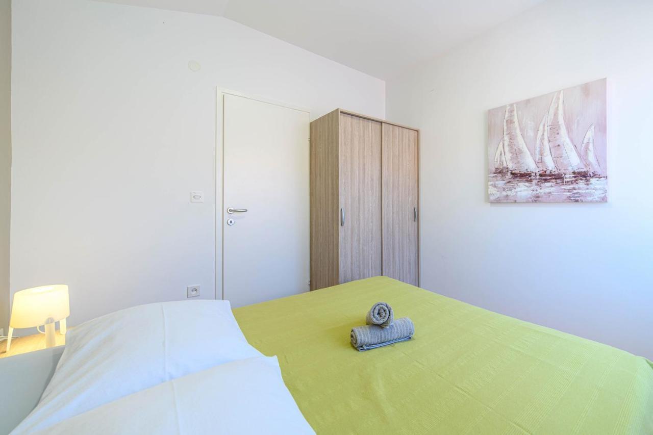 Apartman Maslina Σίμπενικ Εξωτερικό φωτογραφία