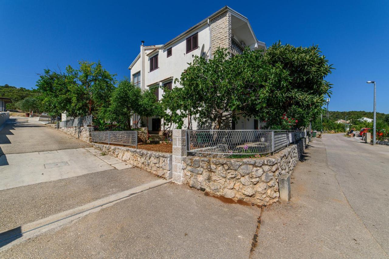 Apartman Maslina Σίμπενικ Εξωτερικό φωτογραφία