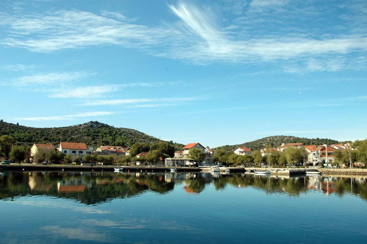 Apartman Maslina Σίμπενικ Εξωτερικό φωτογραφία